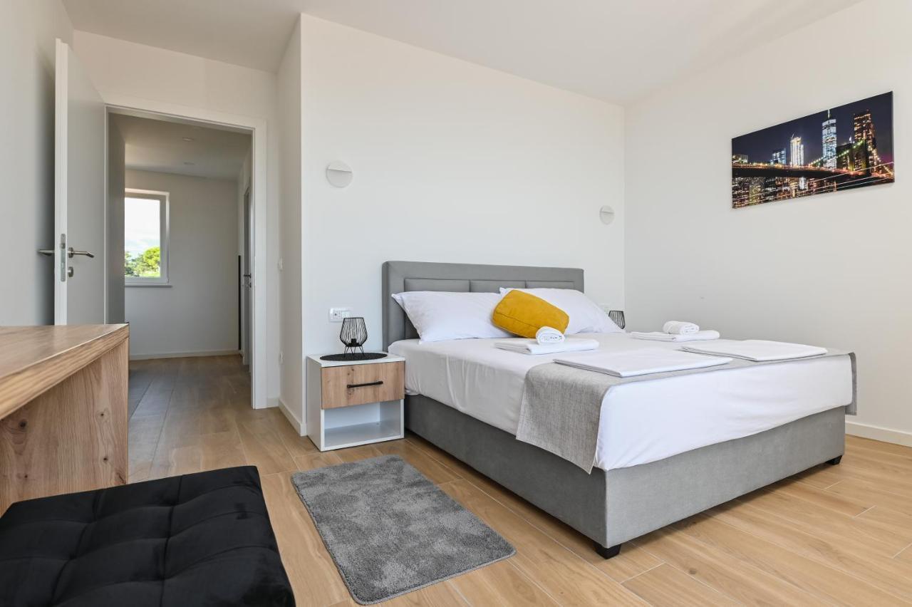 Pansion Comfort Lepar Novalja Exterior foto