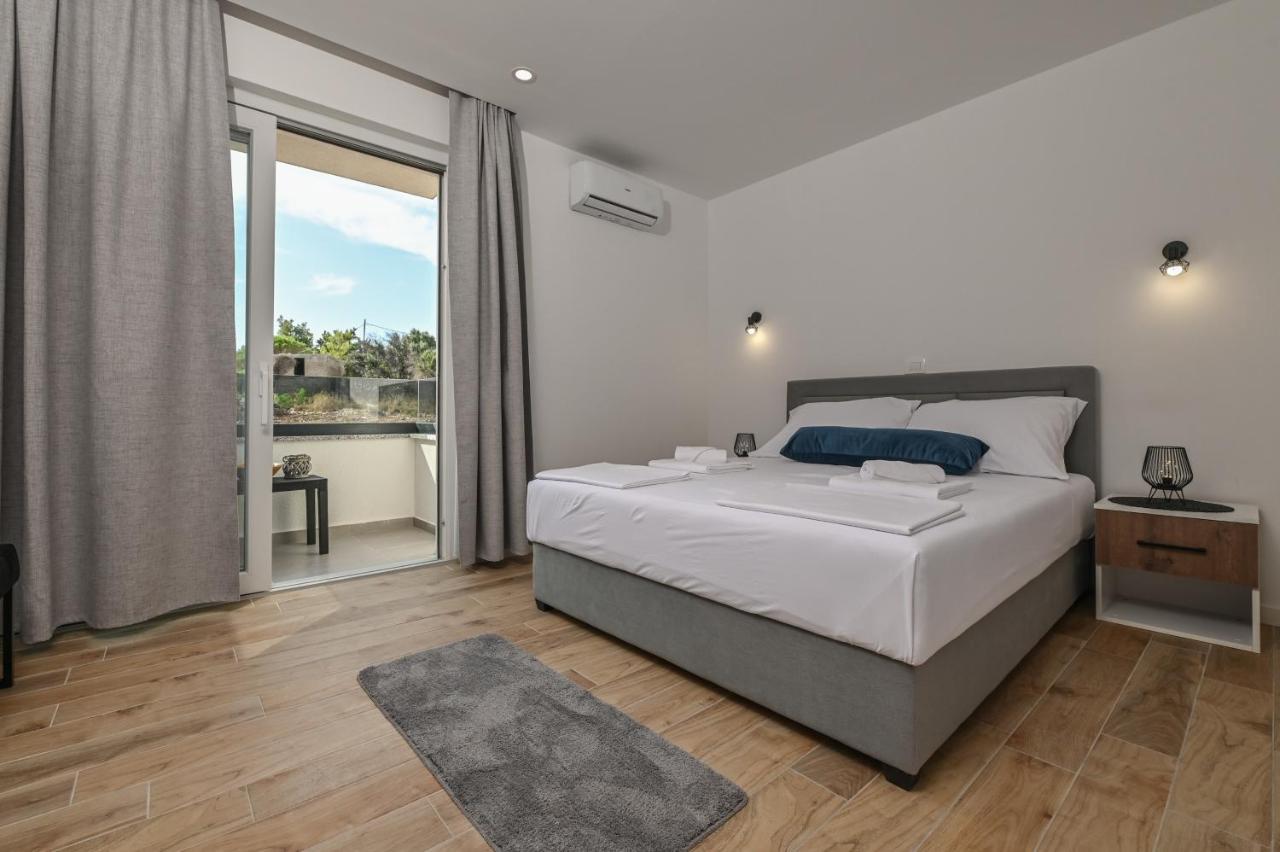 Pansion Comfort Lepar Novalja Exterior foto