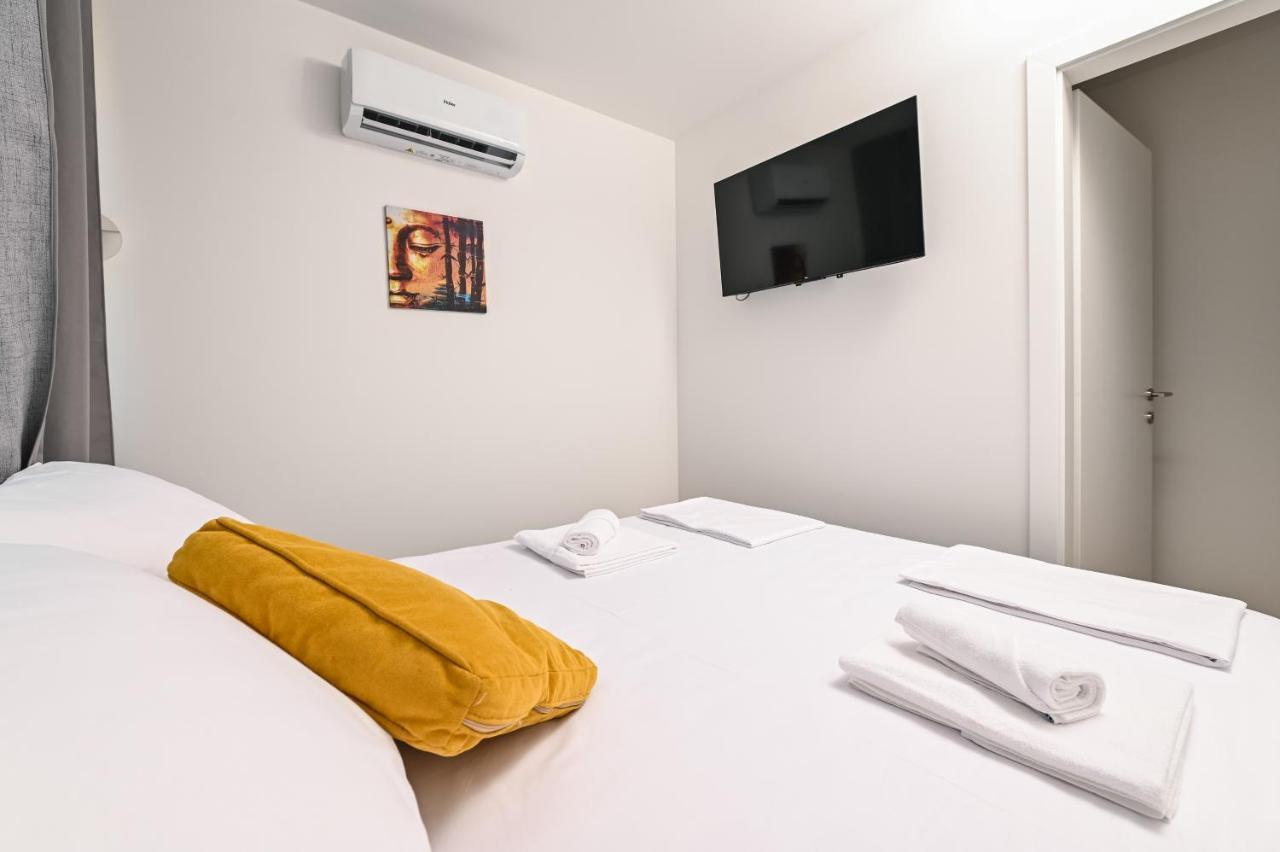 Pansion Comfort Lepar Novalja Exterior foto